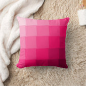 色合いの明るい赤紫色枕 クッション (ブランケット)
