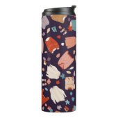 色合い数々ののいいセーター、暖かい、秋の、冬の。 タンブラー (回転左)