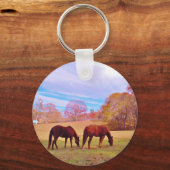 色地に茶色の馬2頭 キーホルダー (正面)