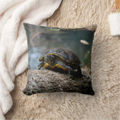 色彩の鮮やかな水カメの登山の丸太 クッション (ブランケット)