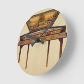 色彩の鮮やかなsoundboxの槌で打たれたdulcimer、第18セント ラウンド壁時計 (傾斜)