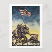 色戦写真ヴィンテージを上げる硫黄島国旗 ポストカード (正面)