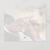 色打掛の結婚式の夫婦の手に指輪をつける インビテーションポストカード (裏面)