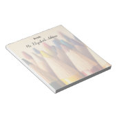 色鉛筆の背景。 ノートパッド (アングル)