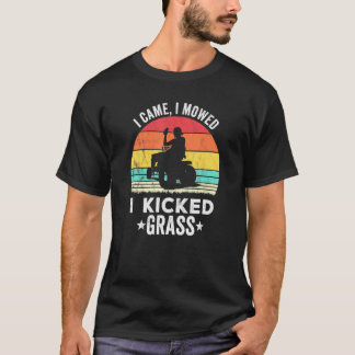 芝刈りとビール Tシャツ