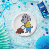 芝刈り機付きの犬庭師|背景色を選択 ペーパープレート (パーティー)