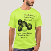 芝生おもしろいボール対ゴルフデザイン。 Tシャツ (正面)