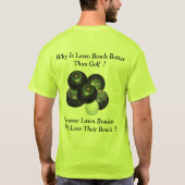 芝生おもしろいボール対ゴルフデザイン。 Tシャツ (裏面)