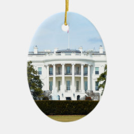 芝生から出たホワイトハウス セラミックオーナメント