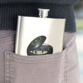 芝生のボウリングをする人、 クリケットの投手は芝生の中に フラスク (インサイチュ)