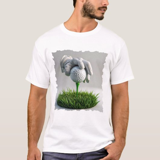 芝生の上でティーにゴルフボールを置く手袋をした手 Tシャツ (正面)