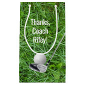 芝生の上のゴルフボ感謝していールとクラブ スモールペーパーバッグ (正面)