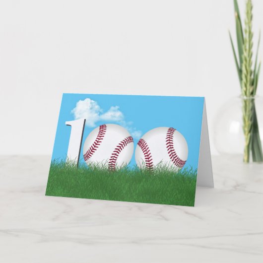 芝生の上の100歳の誕生日の野球ボール カード (正面)