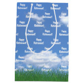 芝生の中のリタイアゴルフバッグ ミディアムペーパーバッグ (裏面)