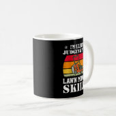 芝生の刈り込みスキルを遅らせている コーヒーマグカップ (正面右)