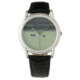 芝生の椀と緑の上のジャック 腕時計
