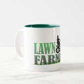 芝生の農家 ツートーンマグカップ (正面左)
