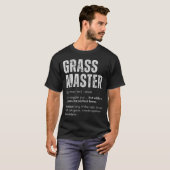 芝生の達人 庭の世話をする人への面白いプレゼント Tシャツ (正面フル)