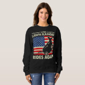 芝生レンジャーは再び芝生トラクターの草刈りに乗る スウェットシャツ (正面フル)