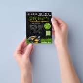 芝生気に造園ガーデニングサービスブラック チラシ (手)