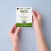 芝生気に造園草刈りサービス チラシ (手)