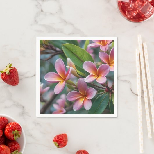 **「花々開花ピンクのフランギパニの花 スタンダードカクテルナプキン (インサイチュ)