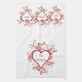花およびハート愛はおよび姓ここに育ちます キッチンタオル (縦)