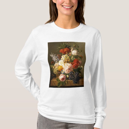 花およびフルーツ1827年が付いている静物画 Tシャツ (正面)