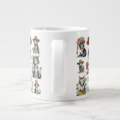 花お洒落とハチの帽子をかぶった猫 ジャンボコーヒーマグカップ (裏面)