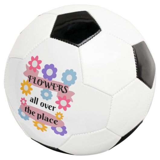 花が一面に咲いている サッカーボール (3/4)