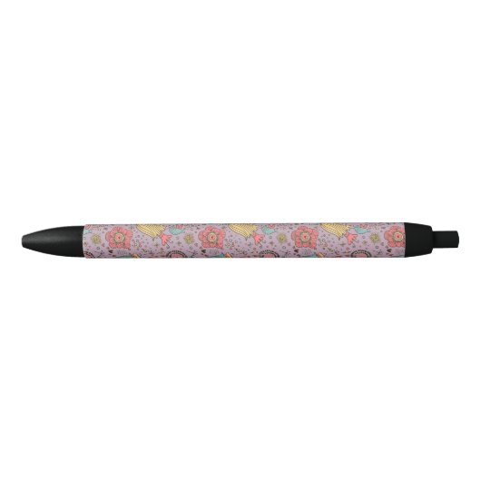 花が付いているスタイリッシュな花パターン 黒ボールペン (正面)