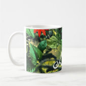 花が咲くジャングルのオウム緋色のマカオ コーヒーマグカップ (左)