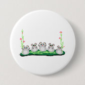 花が咲く可愛らしいネズミ 缶バッジ (正面)