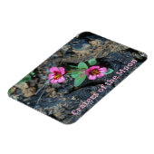 花が月のクレーターに咲く溶岩 マグネット (左側)