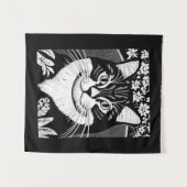 花で囲まれたタビー猫 タペストリー (正面(横))
