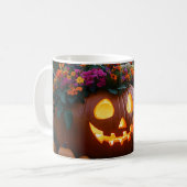 花で彫られたハロウィン飾カボチャ コーヒーマグカップ (正面左)