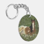 花で置いているAppaloosaの子馬 キーホルダー (正面左)