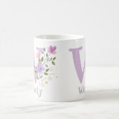 花とイニシャルと名前にこだわったデザイン コーヒーマグカップ (中央)