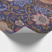 花とストロベリーガーデンデザインの鳥 ラッピングペーパー (コーナー)