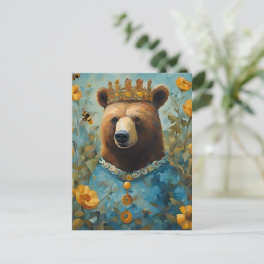 花とミツバチが咲く王冠の愛らしいクマ ポストカード (スタンド正面)