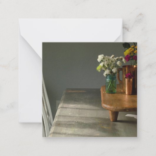 花とヴィンテージテーブルスチルライフ挨拶カード ノートカード (正面)