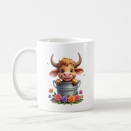 花と可愛いハイランドベイビーカウ 子牛 動物 デザイン コーヒーマグカップ (左)