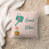 花と可愛い散水缶の良いカスタム雰囲気 クッション (ブランケット)