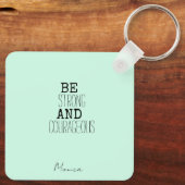 花と可愛い男の子マウスのモチベーション子供部屋 キーホルダー (裏面)