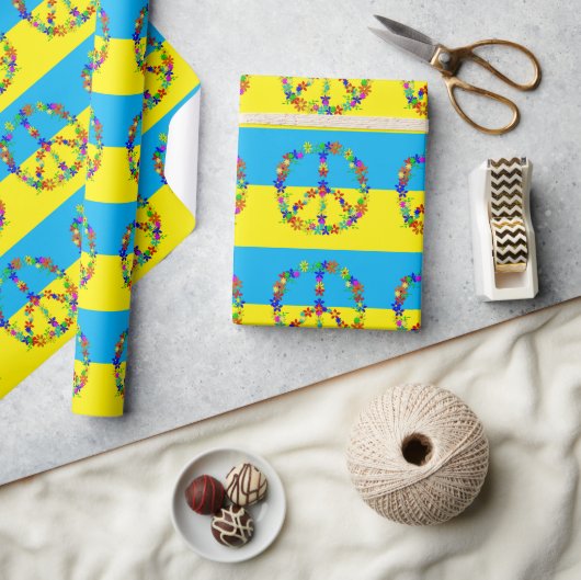 花と平和サイン、ウクライナ国旗のボタンワット ラッピングペーパー (クラフト)