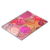 花と植物のあるピンクの模様 ノートブック (左側)