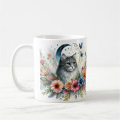 花と灰色の可愛い猫の肖像 マグカップ (左)