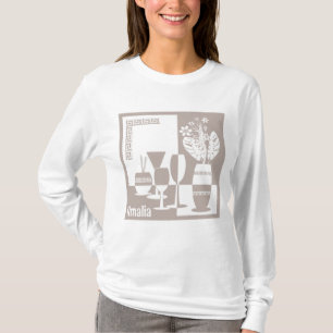 花と絵画ワイングラスの光を持つ花瓶 Tシャツ