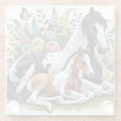 花と緑の鮮やか間で休む馬 ガラスコースター (裏面)