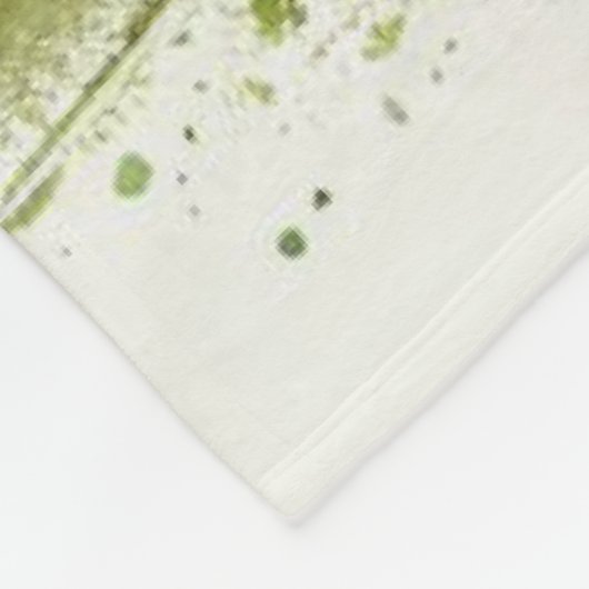 花と緑の鮮やか間で休む馬 フリースブランケット (角)